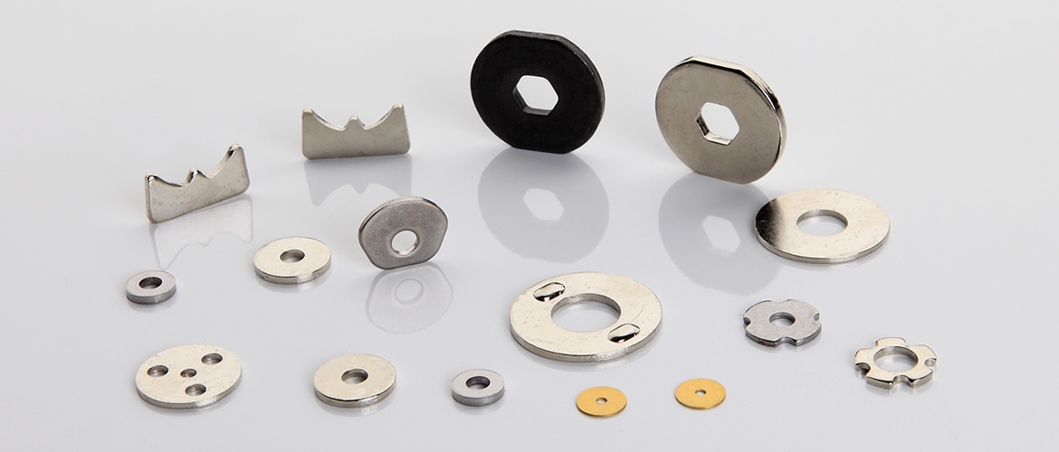 Manufacture of client-designed washers for the automobile industry